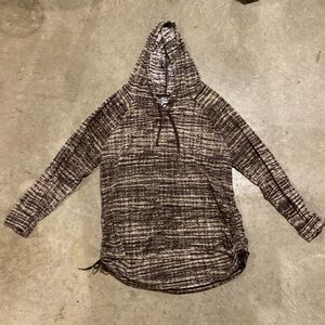 GVS top with hoodie size Large